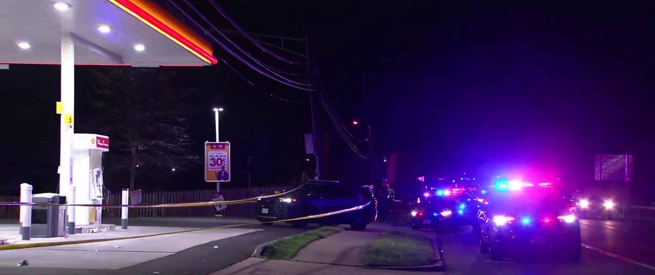 Teen shot in Greenbelt, taken to hospital in stable condition: police