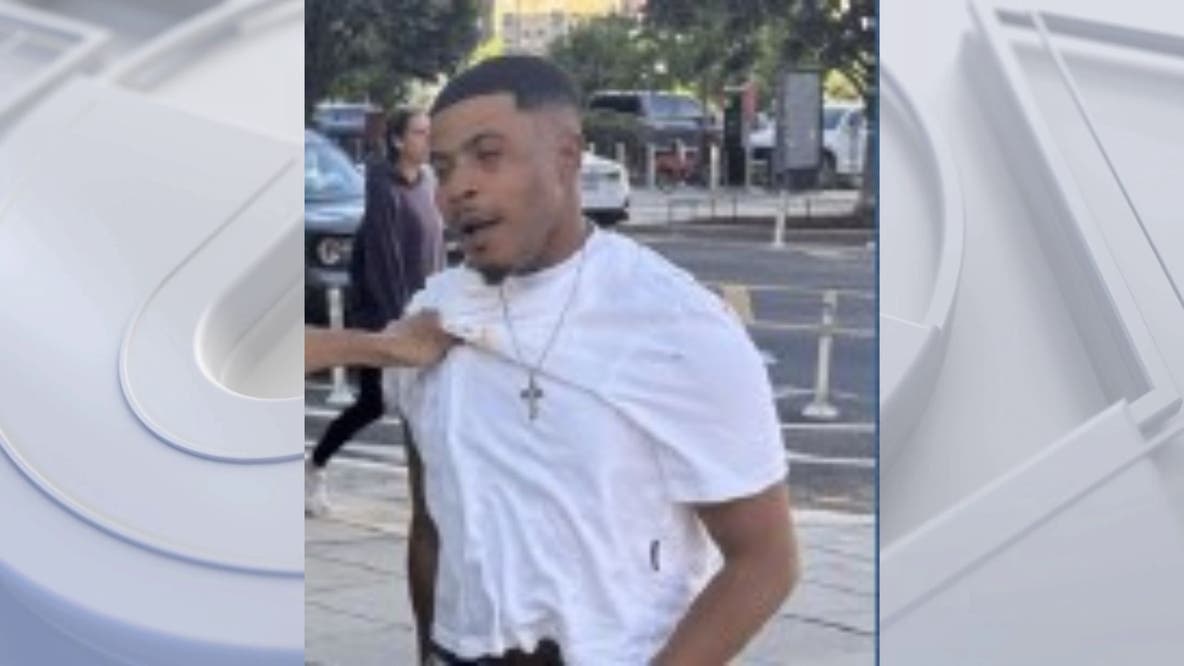 DC police searching for man accused of twerking and then attacking women in Navy Yard