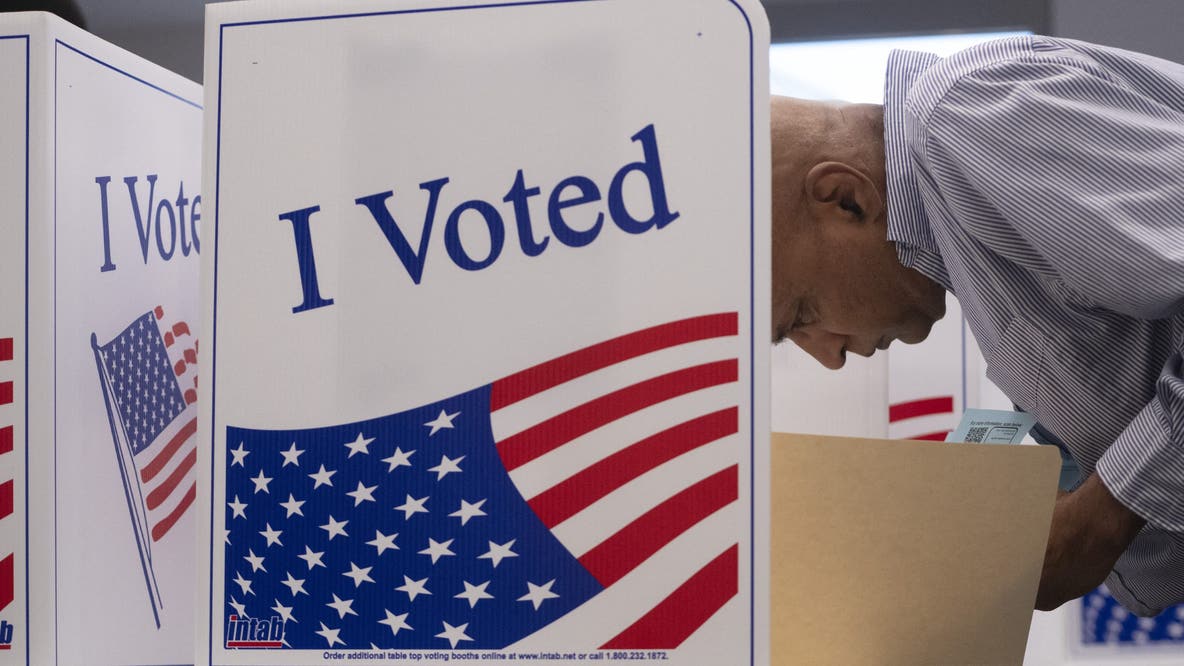 Virginia redistricting poll shows narrow support, but turnout could decide outcome