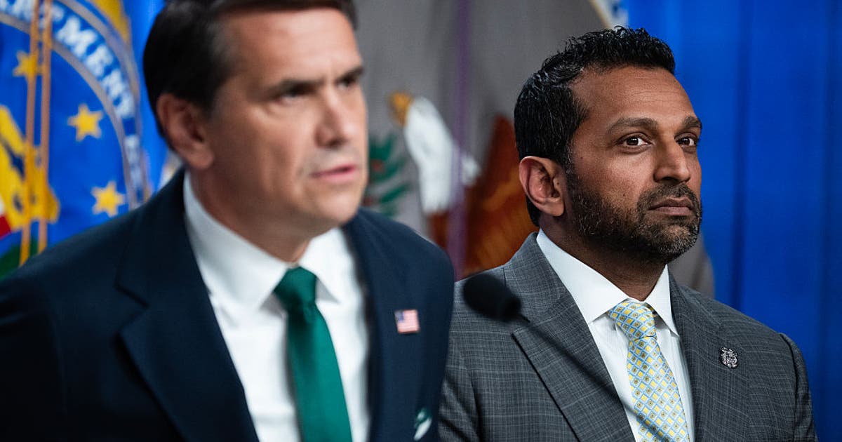 FBI reviews how suspect brought weapons into Correspondents' Dinner ...