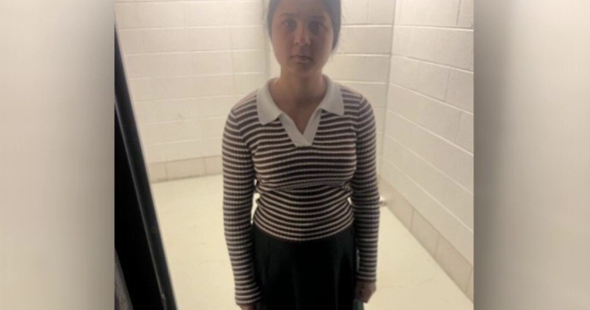 Alleged jewelry-stealing con artists wanted in Fairfax County