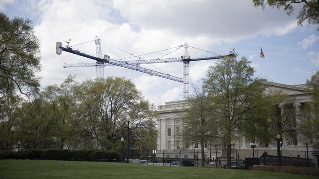Trump's White House ballroom wins approval from planning commission