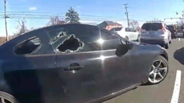 2 arrested after driver in stolen vehicle tried to flee officers in Montgomery County, police say