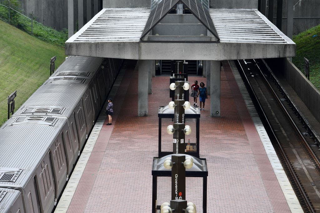 Red Line service suspended between North Bethesda and Friendship Heights this summer