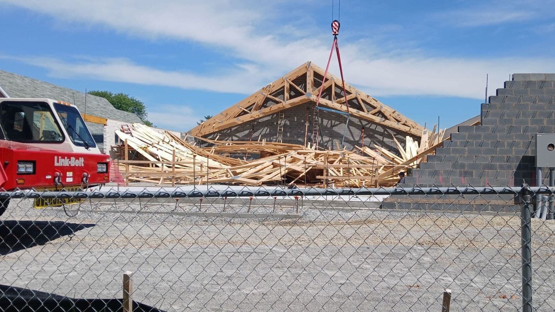 Hagerstown church addition under construction collapses: 2 workers injured