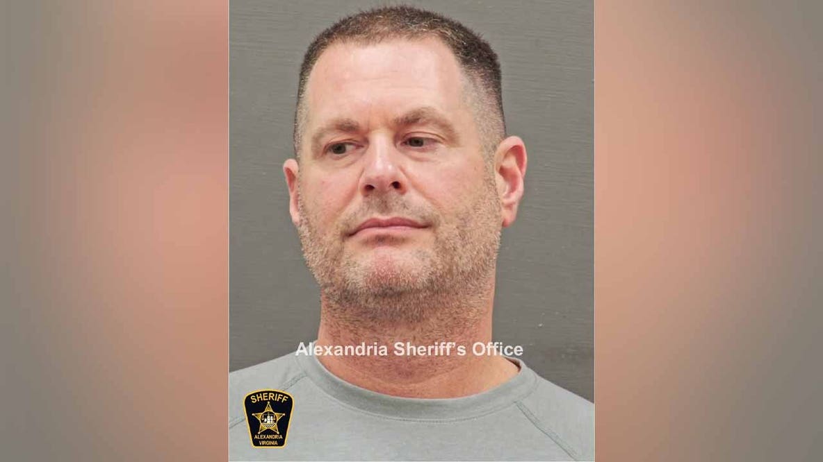 David Rush: Ex‑CIA official’s booking photo released in government gold‑bars theft case