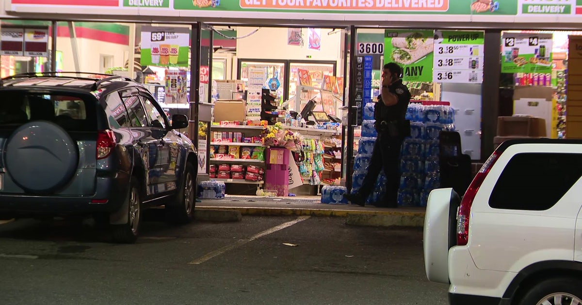 Police ID man fatally shot by officers after Arlington 7-Eleven ...