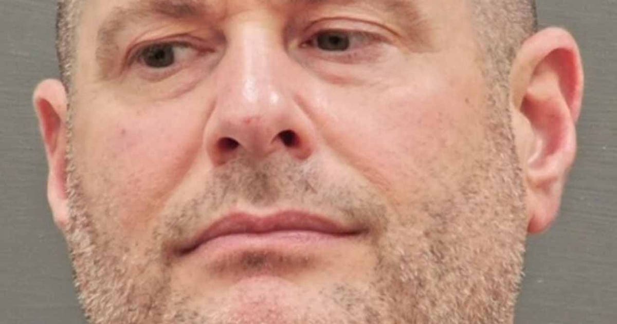 David Rush: Ex‑CIA official’s booking photo released in government gold‑bars theft case