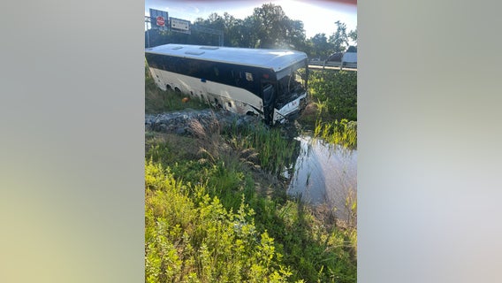 5 dead, dozens injured in bush crash on I-95 in Virginia