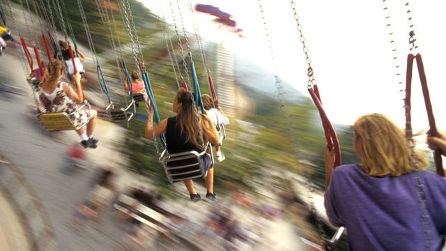 4 kids injured on ride at Woodbridge carnival