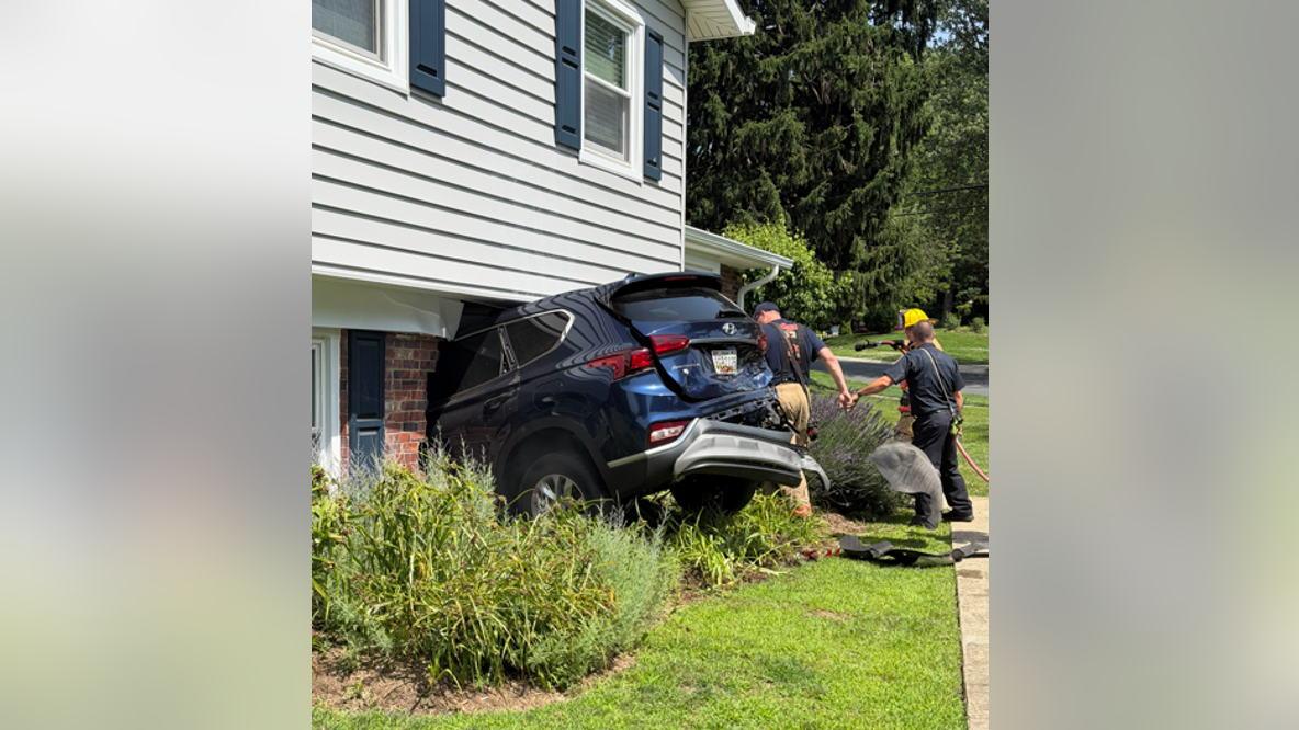 Teen allegedly hits off-duty officer, crashes into Maryland home