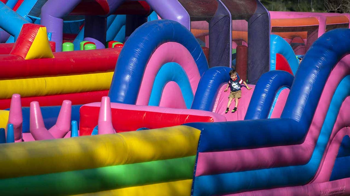 World’s largest bounce house coming to Virginia