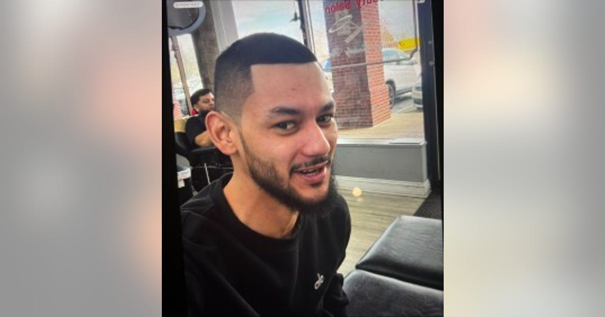 Virginia man at large following abduction and multi-state police pursuit