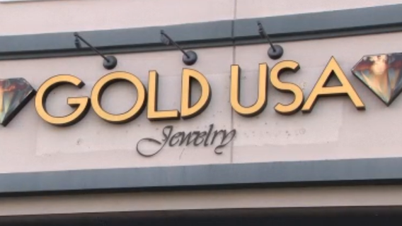Bowie police search for 3 suspects in jewelry store smash-and-grab