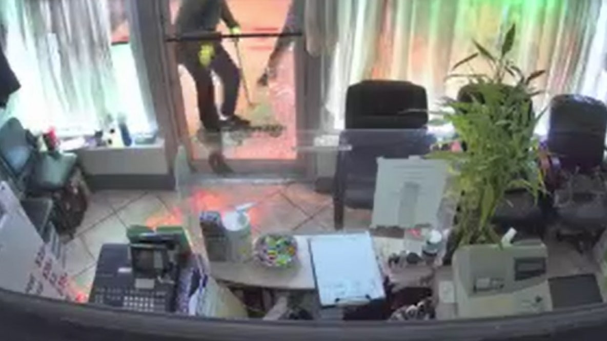 Montgomery County police investigating 4 burglaries at Bethesda businesses