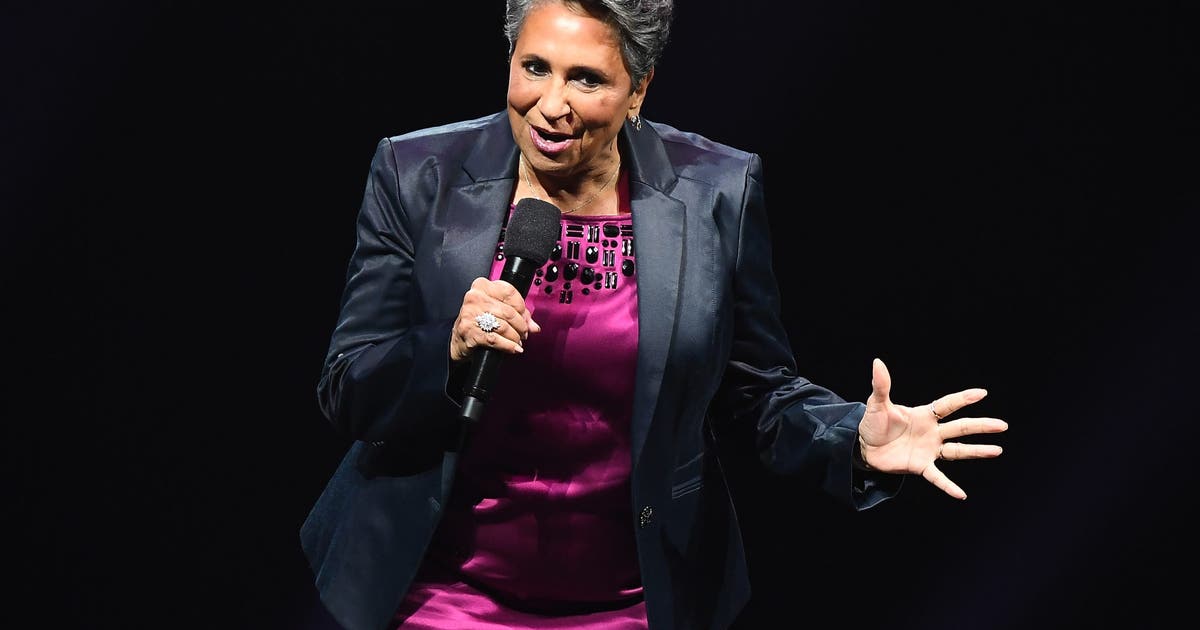 DC honors media pioneer Cathy Hughes with Key to the City