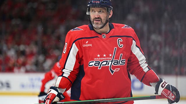 Alex Ovechkin re-signs with Capitals for 22nd season: 'I'm back!'