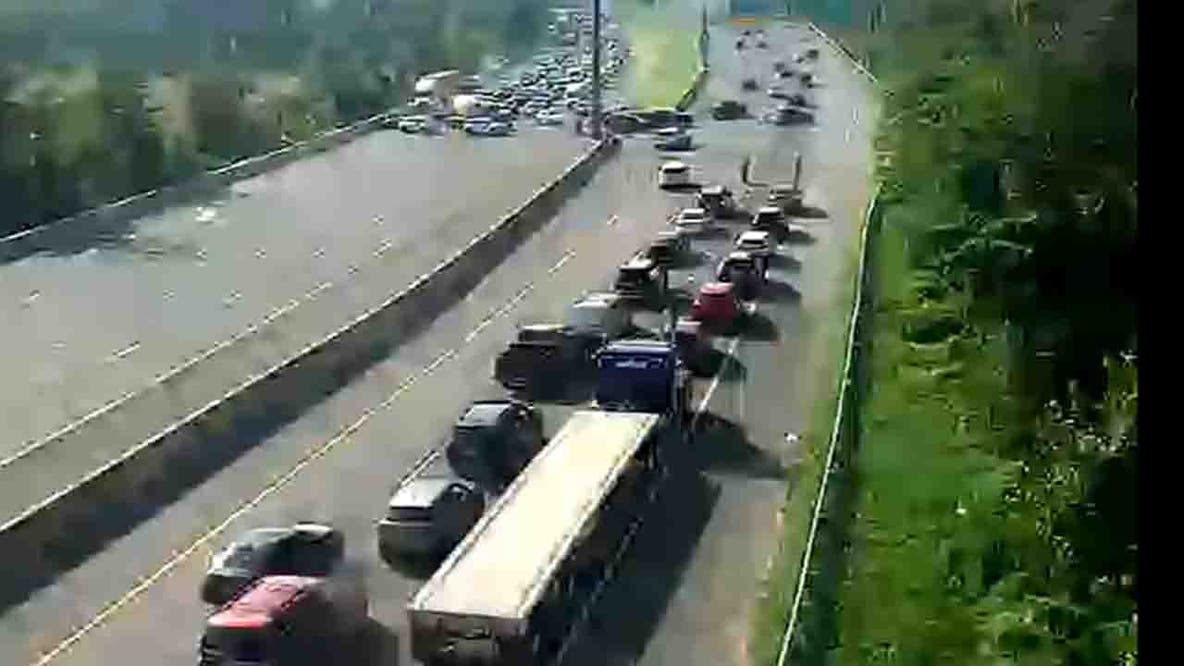 Major delays after crash on I-295