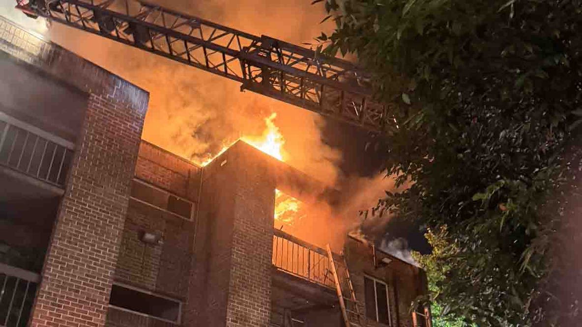 10 displaced after DC apartment fire