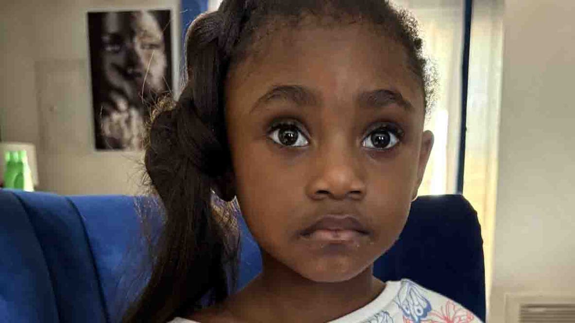 Young girl found alone in Capitol Heights; police seek family