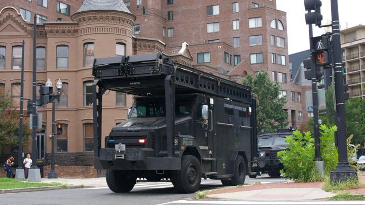 Pennsylvania Avenue NW closed as wanted suspect barricades inside unit