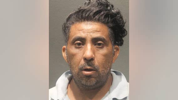 Man caught peeping outside woman's home in Arlington arrested: police