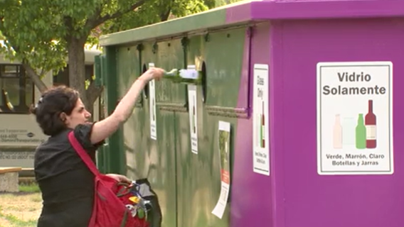 Fairfax County leaders consider bringing back curbside glass recycling