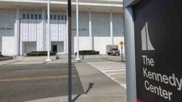 Kennedy Center board to weigh renovation closures