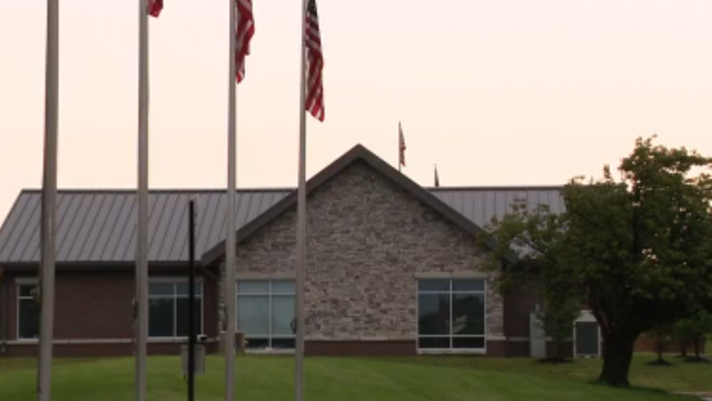 Vehicles broken into during funeral at Cheltenham Veterans Cemetery: police