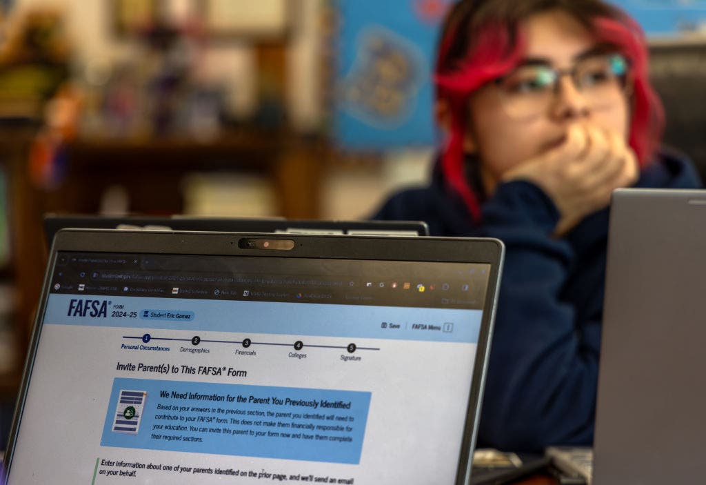 2027-28 FAFSA opens in record time: Here's what you need to know