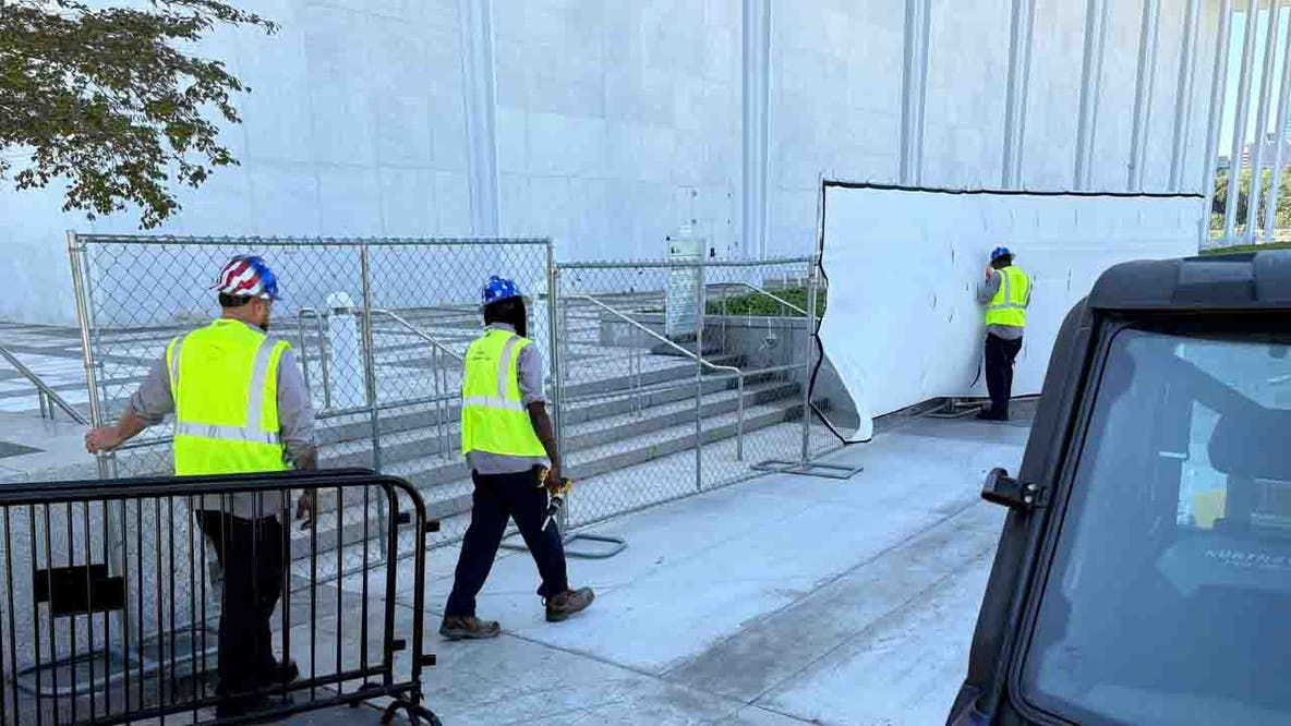 Fencing goes up around Kennedy Center after board votes to close it