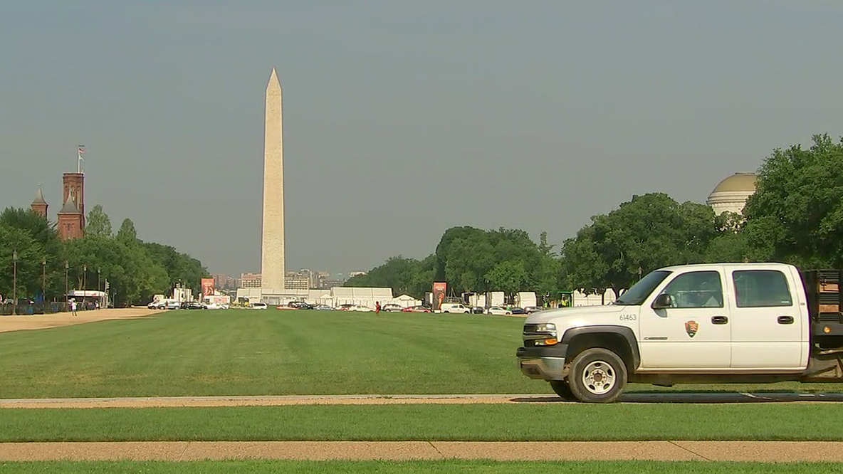 Parts of National Mall, Memorial Park closed through January for turf restoration