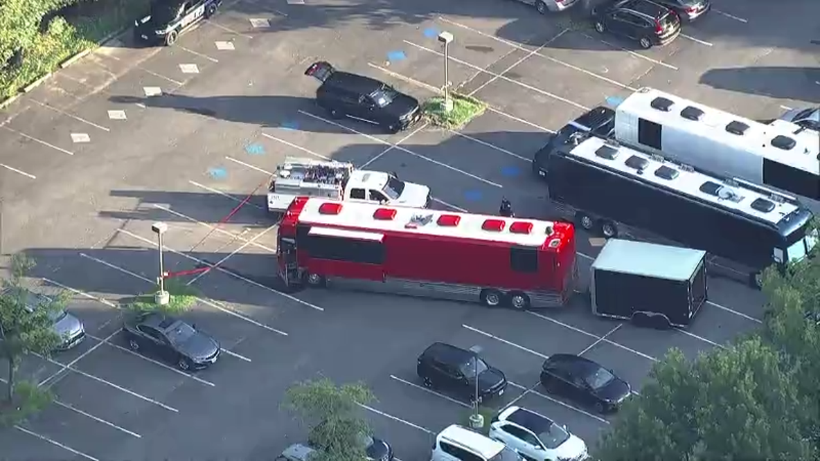 Wolf Trap show canceled after man crushed by tour bus while working in parking lot