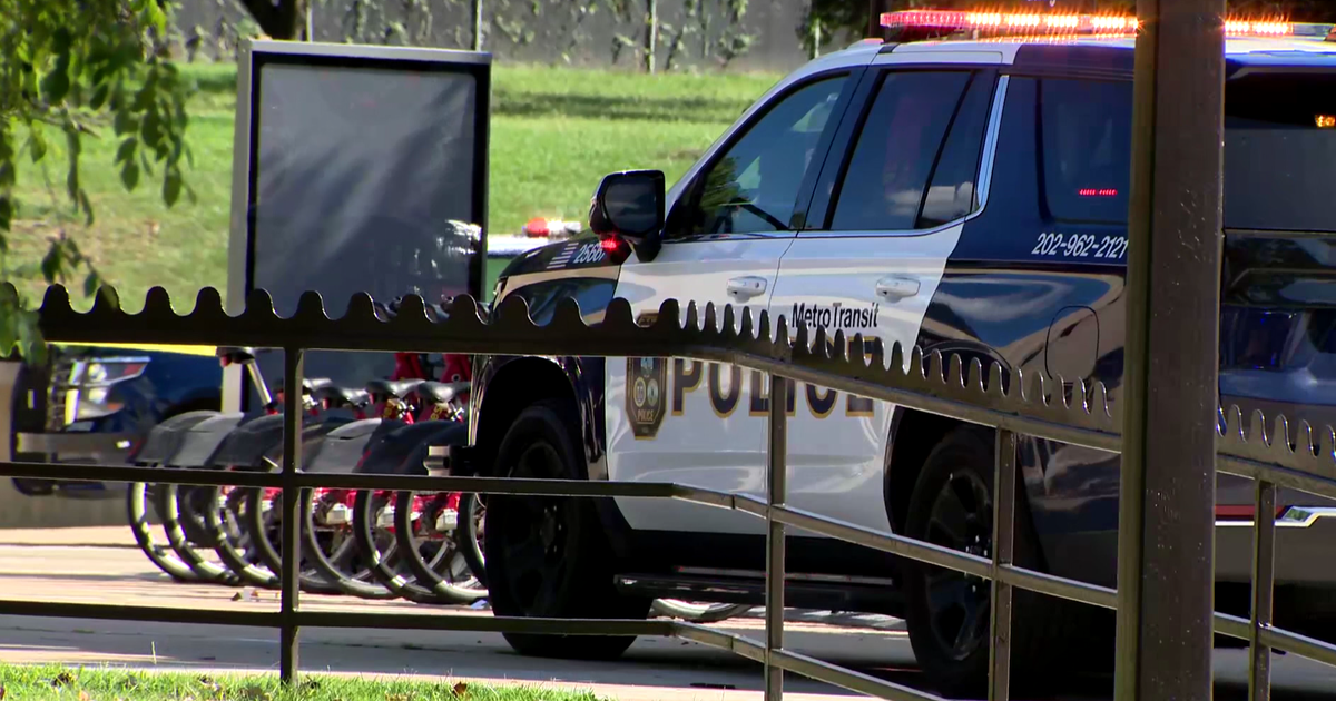 Police search for suspect after deadly shooting at Addison Road Metro station