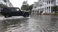 DC area battered by gusty winds, coastal flooding as nor'easter churns north