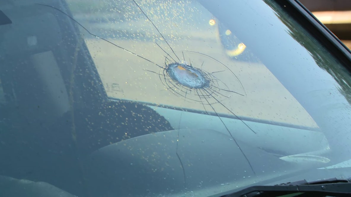 Police investigate after back-to-back night gunfire in Arlington neighborhood