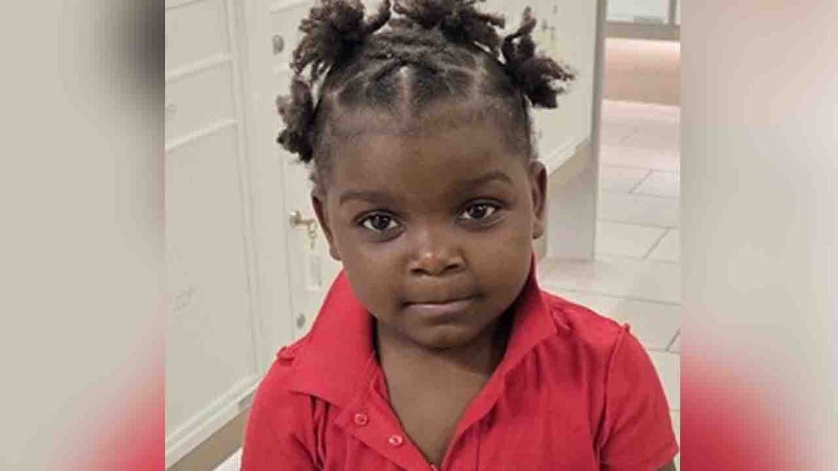 Preschool-age girl reunited with guardian after being found on DC street, police say