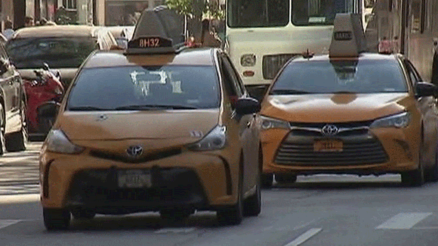 Cuomo: Counties can vaccinate restaurant workers, cab drivers