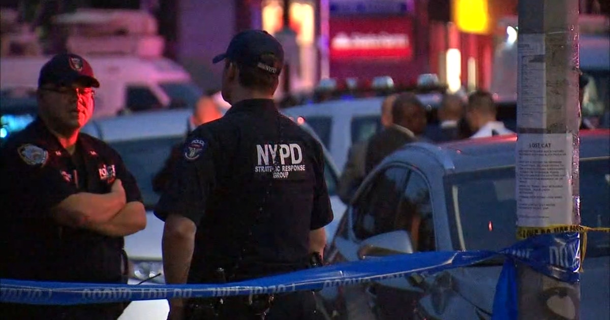 Cop fatally shoots woman with knife in Queens, chief says | FOX 5 New York