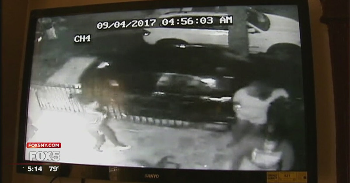 Car drives into crowd on Brooklyn sidewalk | FOX 5 New York