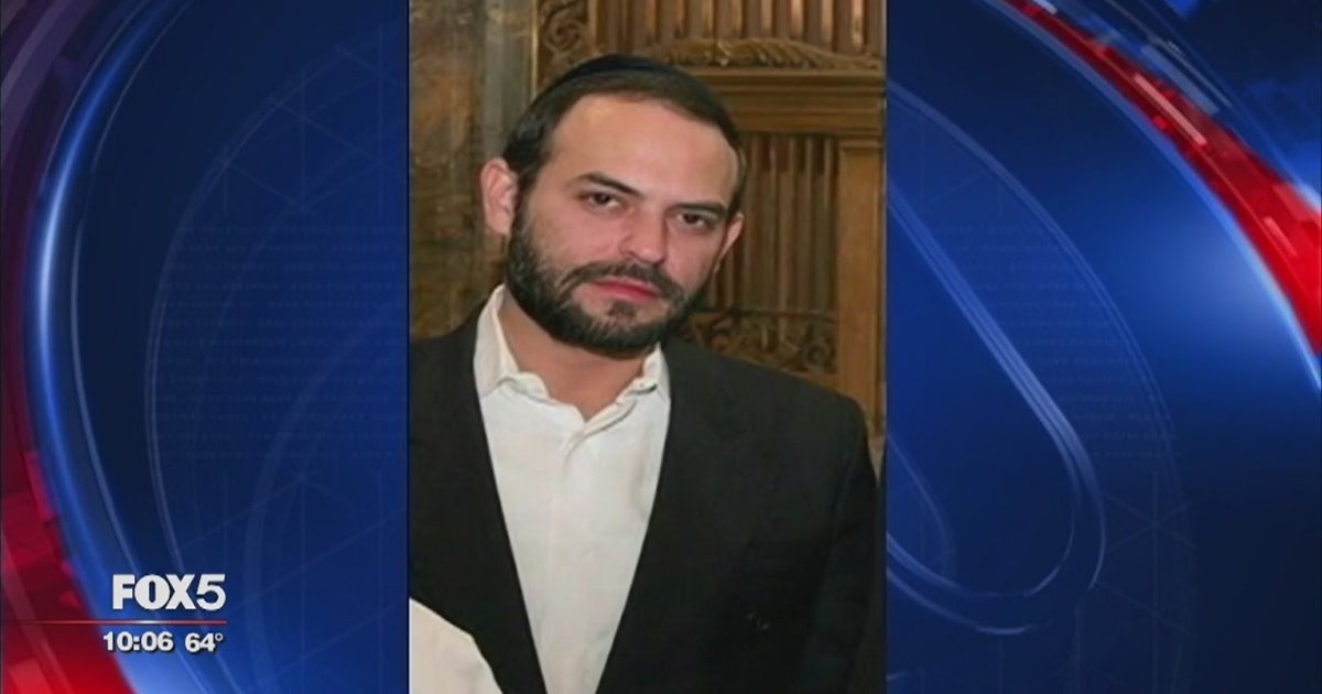 Feds: Man bribed NYPD staff to get gun licenses | FOX 5 New York