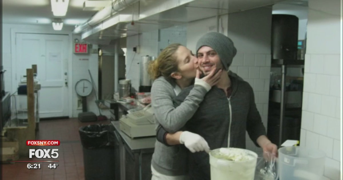 Baked by Melissa: Couple built a romance alongside a cupcake business | FOX 5 New York
