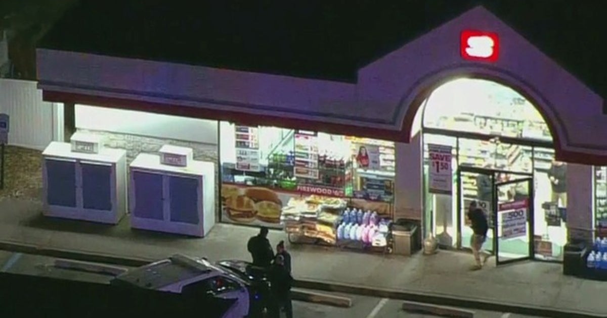 Gas station clerk shot dead in robbery | FOX 5 New York