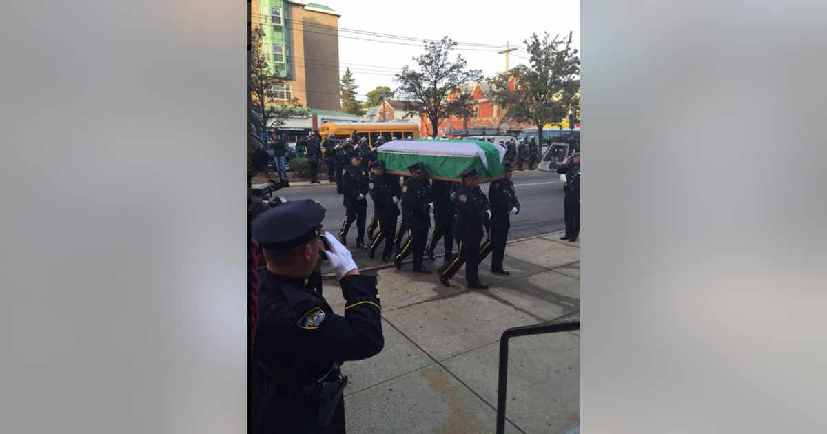 NYPD Officer Dies in Shootout in Manhattan | FOX 5 New York