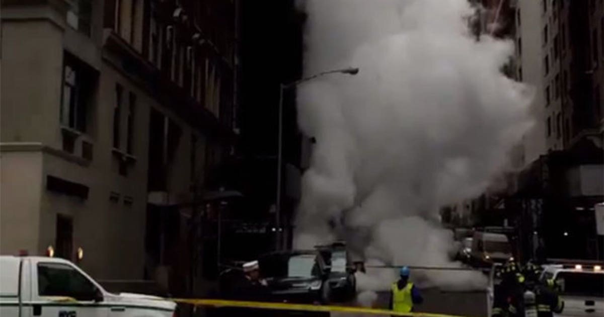 Water main break, steam pipe leak in Manhattan | FOX 5 New York