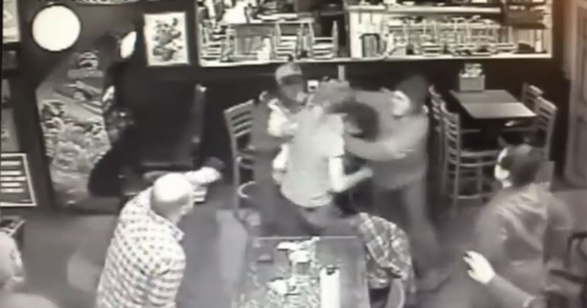 Man gets into bar brawl while holding daughter | FOX 5 New York
