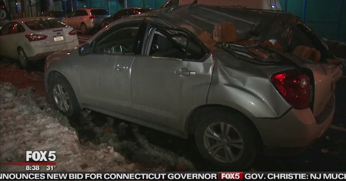 Falling ice crushes parked car in Manhattan | FOX 5 New York