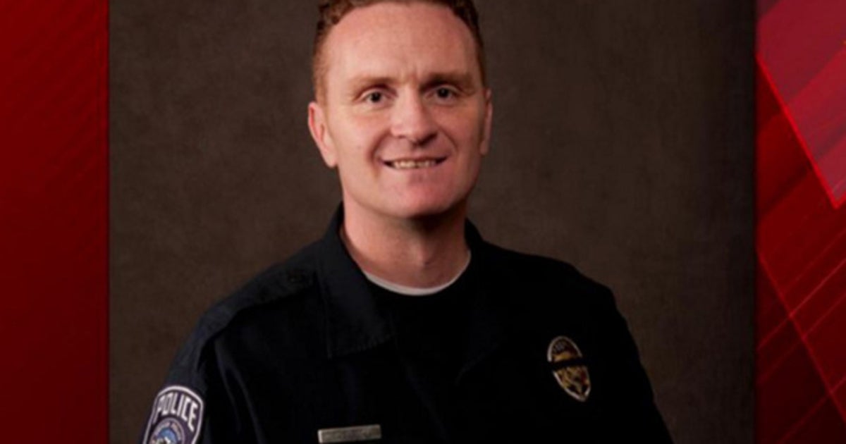 1 police officer dead, 1 wounded after gunfight with suspect | FOX 5 ...