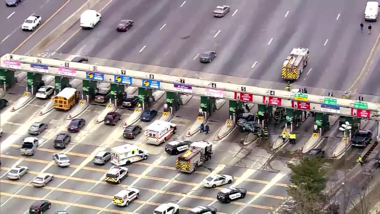 Deadly crash at New Jersey toll plaza FOX 5 New York