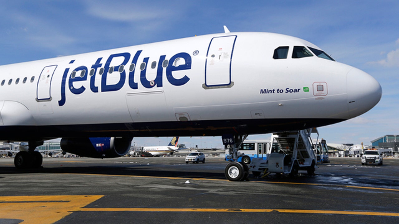 JetBlue flight from NY makes emergency landing in NC FOX 5 New York